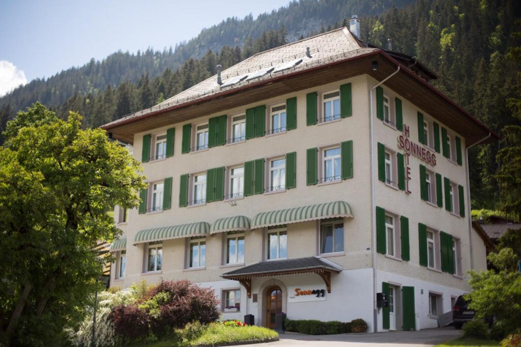 Sonnegg Hotel ツヴァイジンメン エクステリア 写真